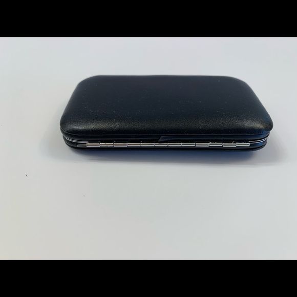 Travel Groom Set- Black Faux Leather Shell Case - NWT - Picture 4 of 8